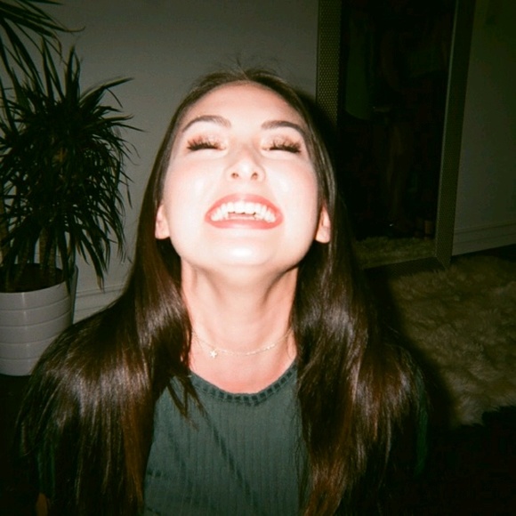 mikiholmes_